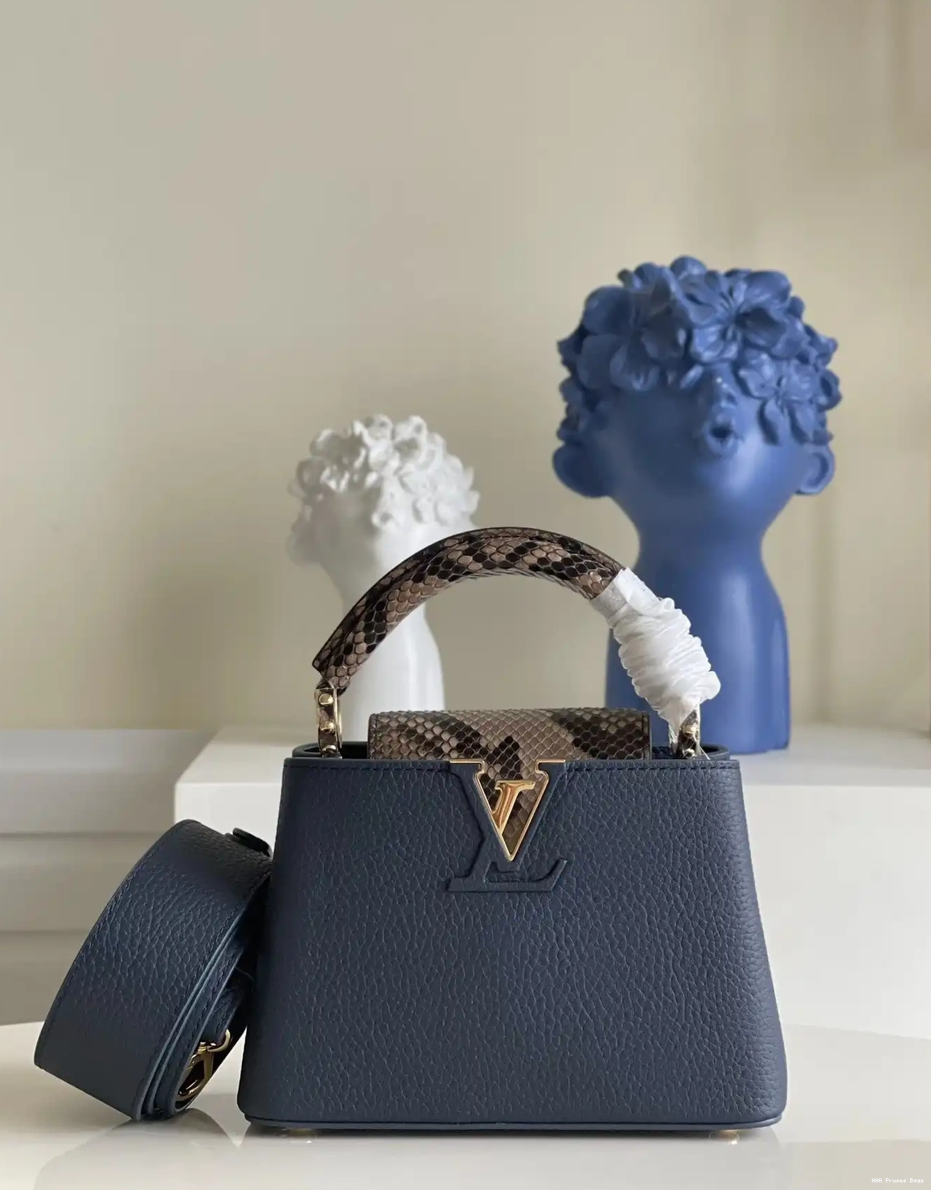 AAA Replica Ru CAPUCINES VUITTON LOUIS MINI 0705